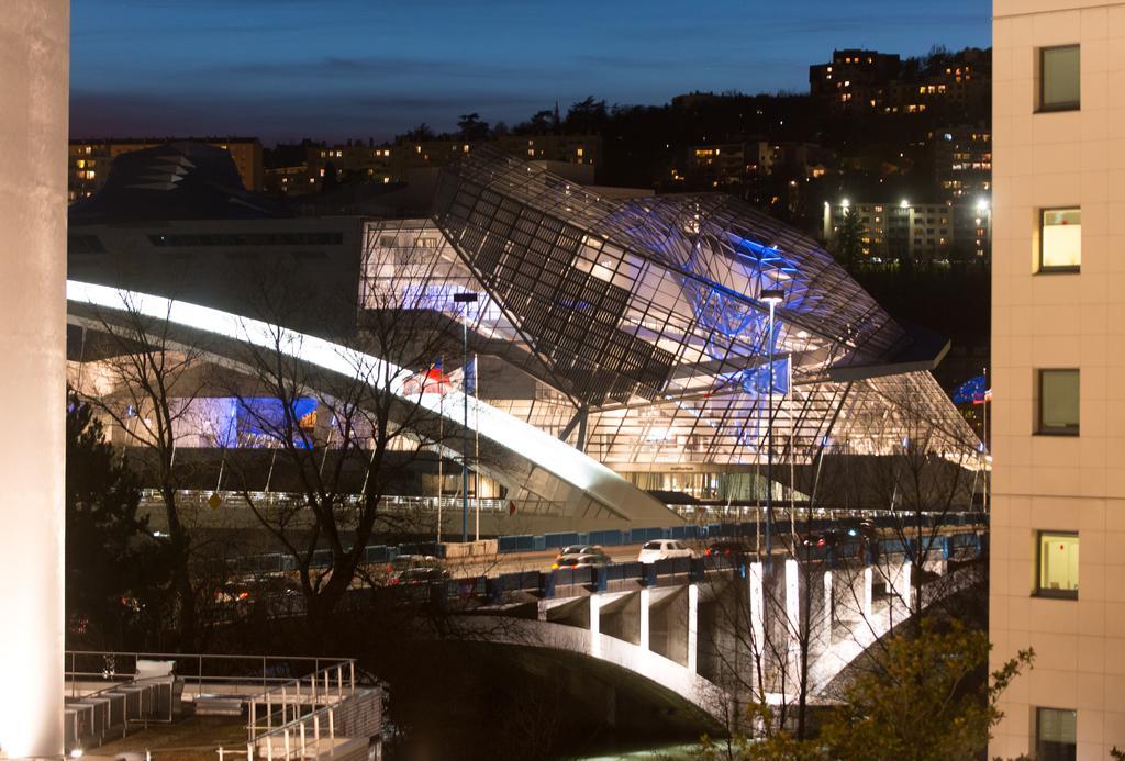 Ibis Lyon Gerland Musee Des Confluences Exterior foto